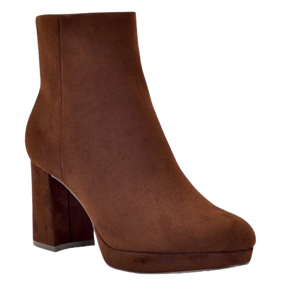 NWT CALVIN‎ KLEIN UDA HEELED BROWN BOOTIES WOMENS SIZE 10 *New in box*